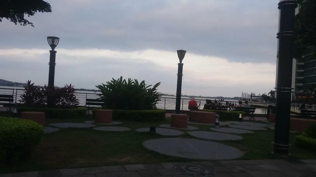 Puerto Santana Luxury Suit Guayaquil