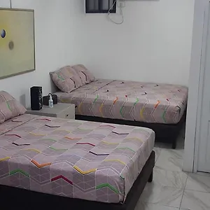  Apartment Perla's Suites