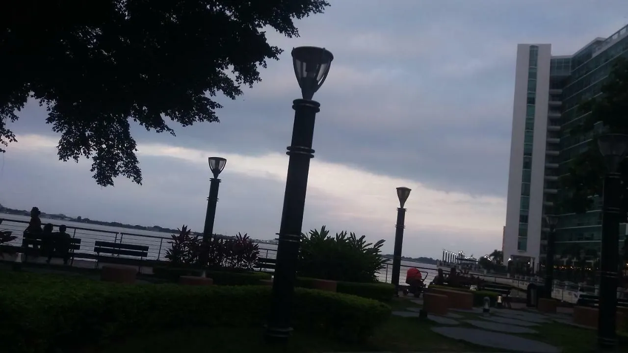 Puerto Santana Luxury Suit Guayaquil Apartment